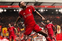 曼联内部战术风波：B费质疑教练安排，队内需调整